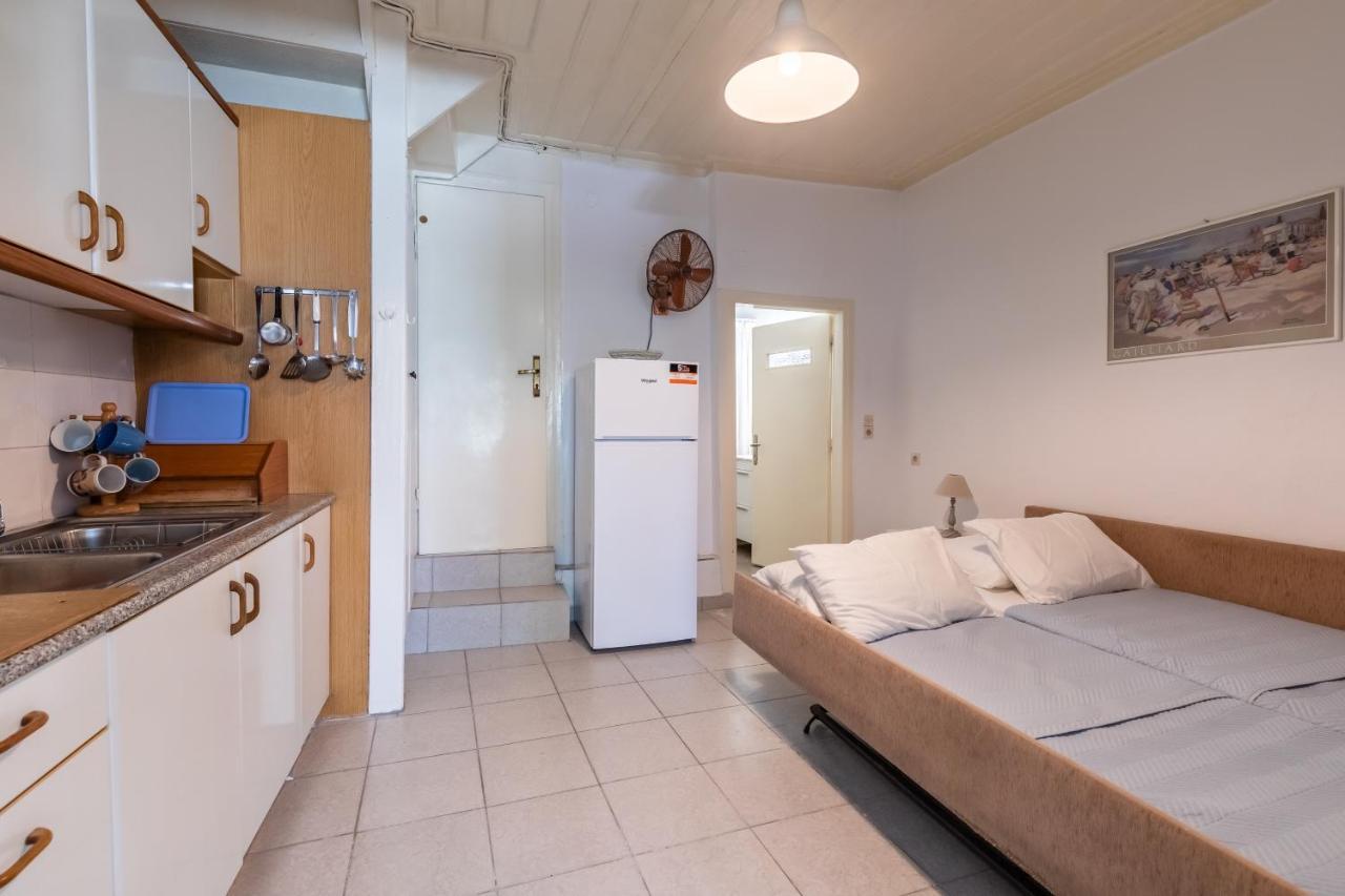 Yiayia'S Guesthouse Bandar Skopelos Luaran gambar